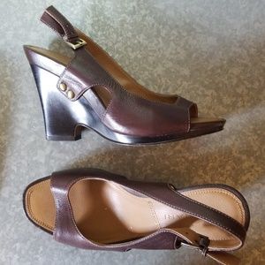 Tahari Brown Leather Slingback Wedges